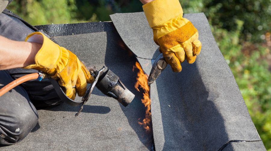 Professional flood damage restoration services in Glen Fork, WV